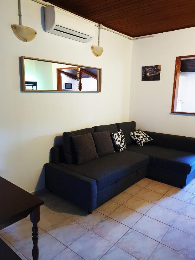 Una'S Cottage Medulin Bagian luar foto